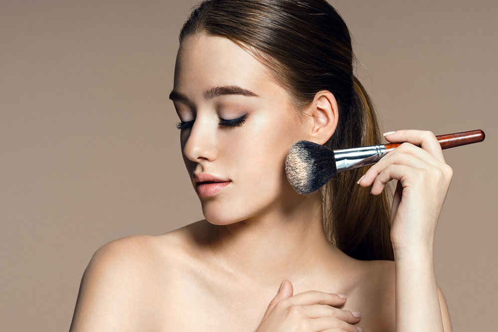 A Guide to Choose the Right Foundation for Every Skin Type