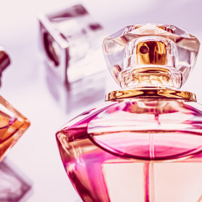 The Best Perfumes and Fragrances for Men and Women for Any Occasion